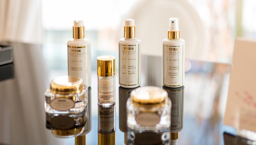 Cosmétologie Produkte bei Beauty-Studio Karina Roche